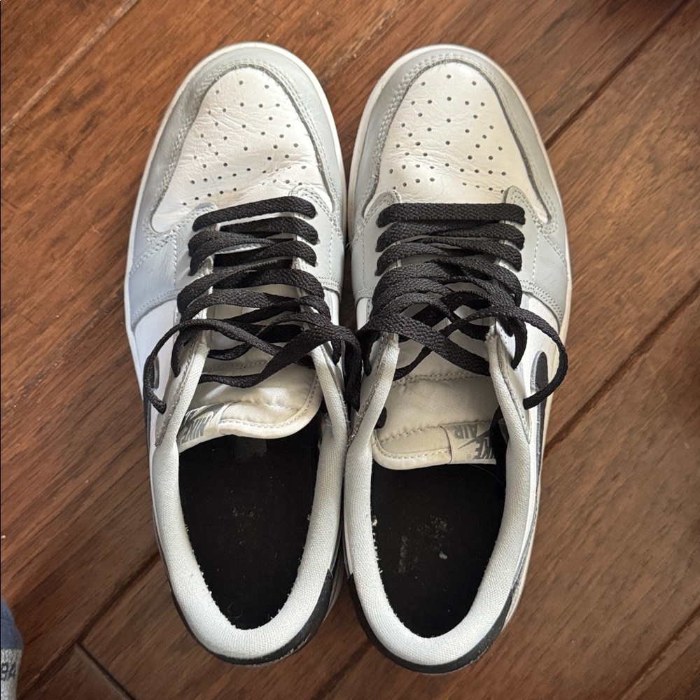 Jordan Sneakers White, Grey and Black